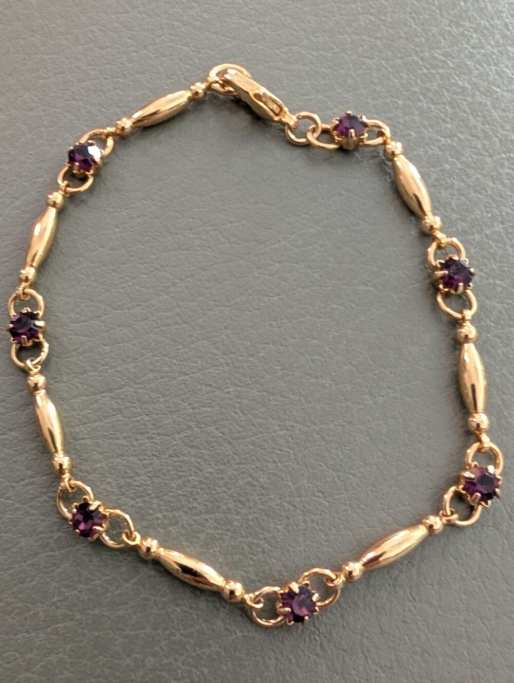 Gold Tone Barrel Link Bracelet With Amethyst Rhinestones